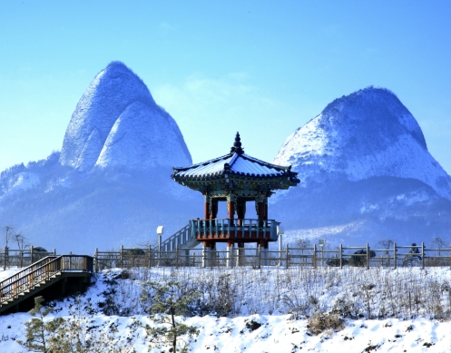 [KTX] 진안 마이산탑사 눈꽃& 홍삼족욕 힐링 하루 기차여행(당일)